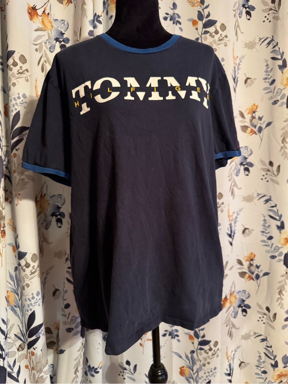 Tommy Hilfiger Navy Short-Sleeve Logo Tee Size XL C3